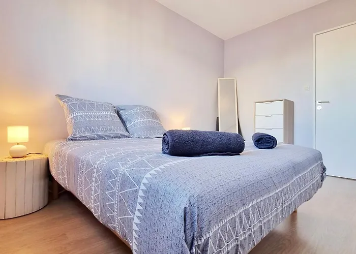 Appartement Au Rythme De La Cavalerie Centre & Terrasse *