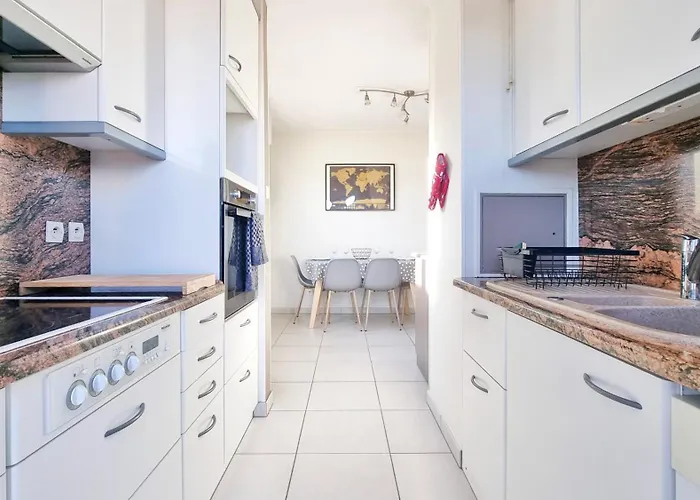 Au Rythme De La Cavalerie Centre & Terrasse Appartement