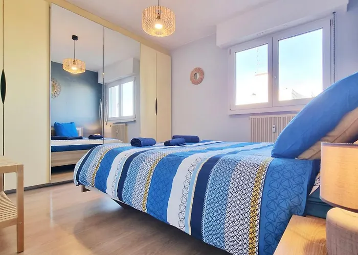 Au Rythme De La Cavalerie Centre & Terrasse Apartment