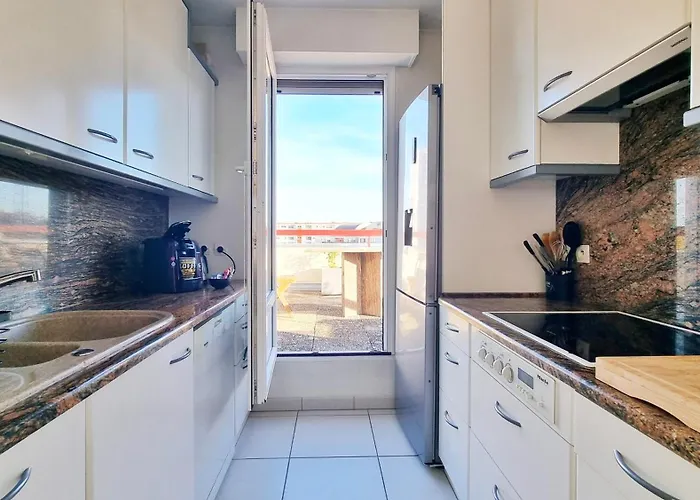 Appartement Au Rythme De La Cavalerie Centre & Terrasse *